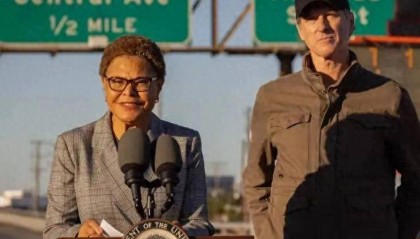 加州州长纽森发出怒吼,22州集结反抗!哈里斯重出江湖,加州未来是“脱美”还是和解?