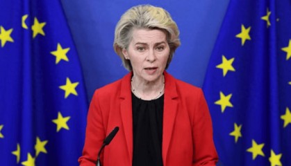 30%重税砸向欧盟!冯德莱恩变卦了,准备找中国帮忙,答不答应?