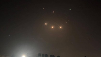 美军F15飞行员回忆深夜交战伊朗无人机:对抗他们犹如“盲人摸象”