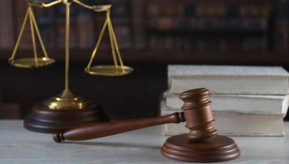 因妻子出轨等争吵后，男子与堂哥合谋车祸撞死7岁儿子骗保 死刑！