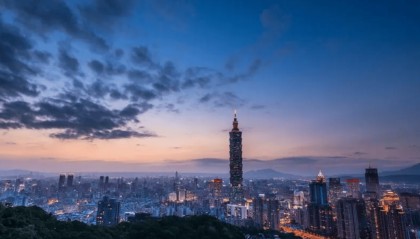 大陆走了步妙棋！马英九访陆同时，解放军再出手，“台独”彻底慌了！