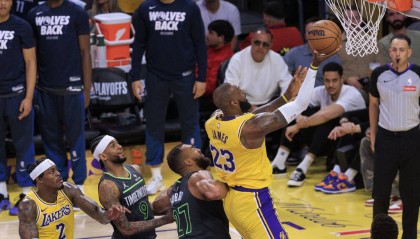 湖人1200万签约拉拉维亚!替代芬尼-史密斯的神秘拼图