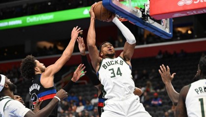 字母哥28+8坎宁安23分 利拉德27分雄鹿胜活塞豪取7连胜