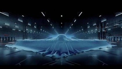 轰20消息刚传出，五角大楼意识到：解放军的王牌还有一个