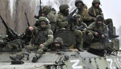 14个旅随时被歼灭,俄军8倍兵力横扫战场,俄领土再扩张近500平方公里