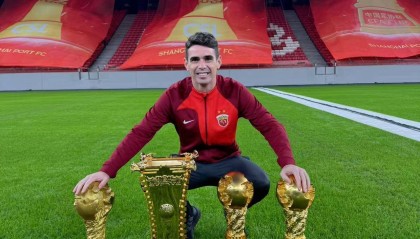 落差!奥斯卡年薪2600万欧合同年底到期,若续约需降薪至300万刀