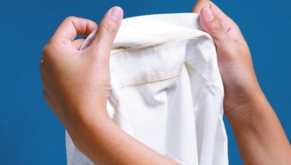 白衣服变黄？这招拯救它