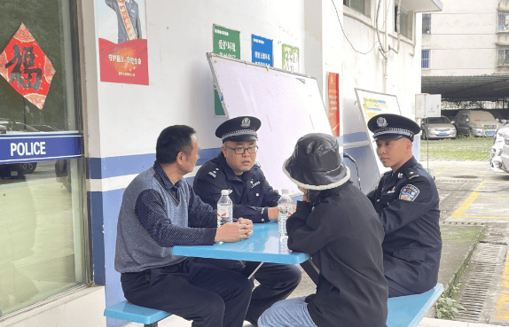 惨噢~南宁一女子替“高管男友”投资理财，结果被骗走60多万元！