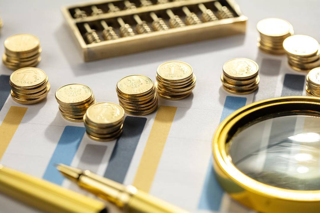 小心“馅饼”变“陷阱”！五招避雷“假理财” 理财知识进社区、金融消保在身边，苏银理财与投资者同行