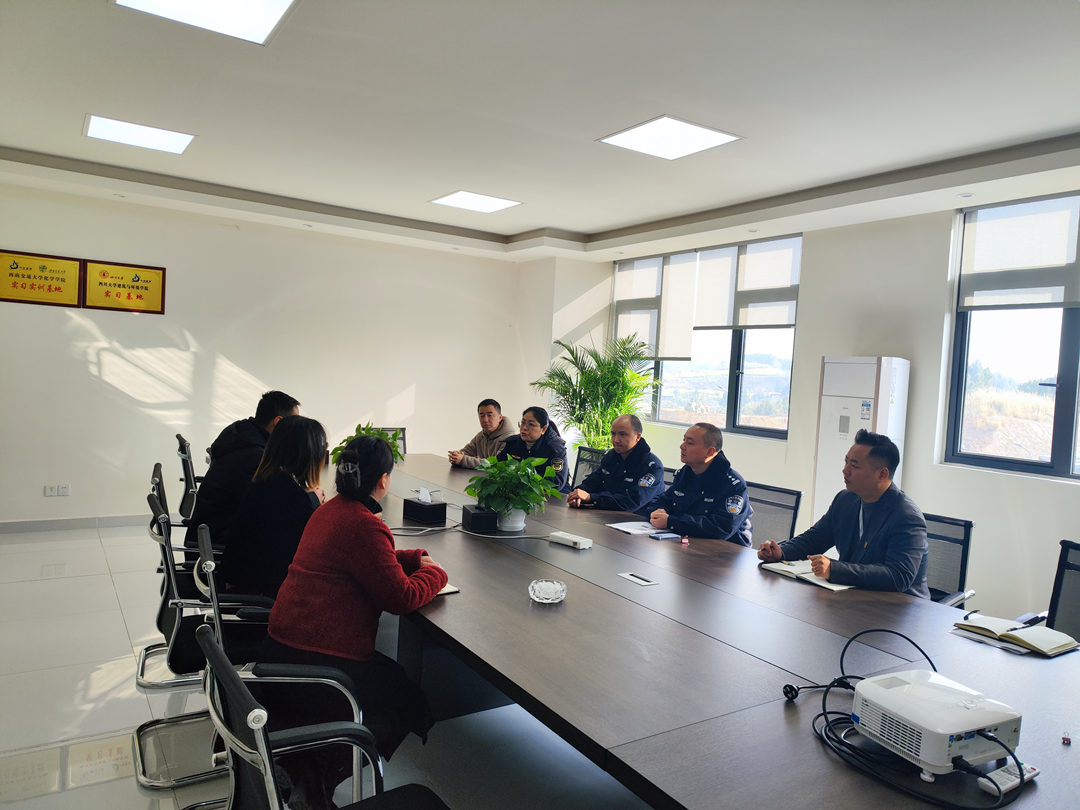 行之与简阳市多家企业签署知识产权托管协议