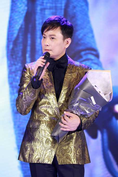 《谢丽金爆料张信哲：揭秘背后的真相与情感纠葛》