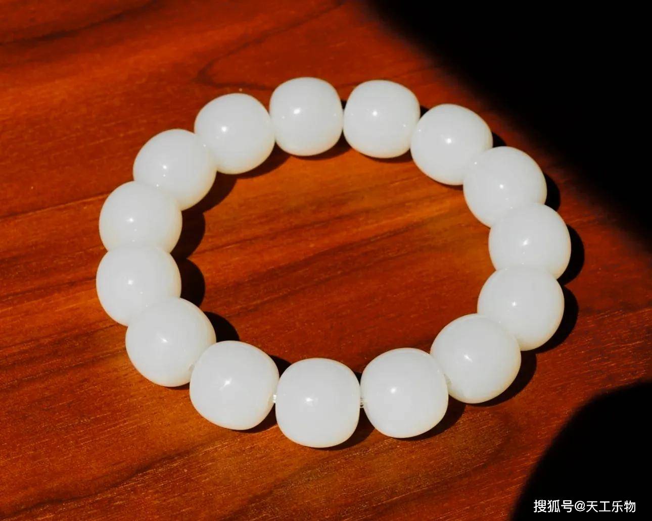 买青不买白！和田玉为什么不能买太白？