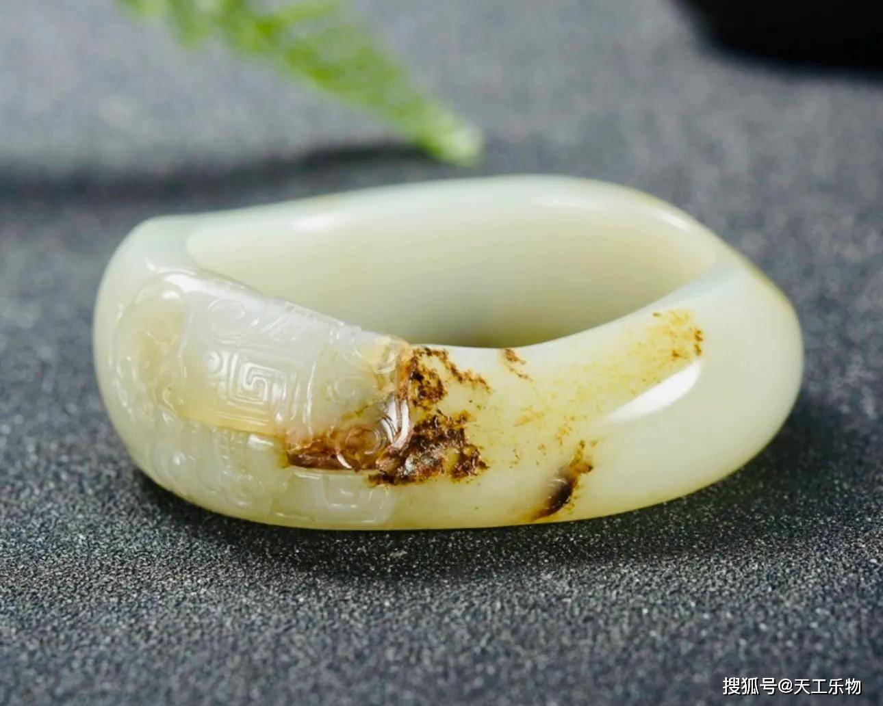 买青不买白！和田玉为什么不能买太白？