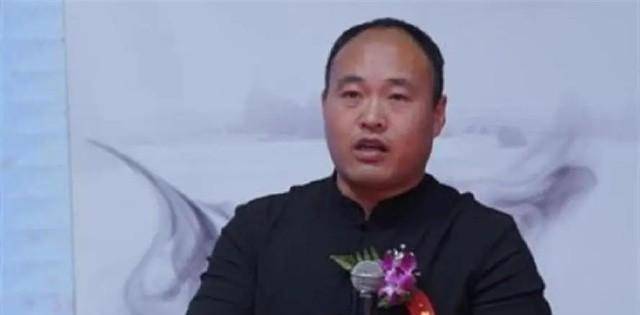 马云保镖曾舍命挡子弹，年入百万买房买车，马云卸任后过得咋样？