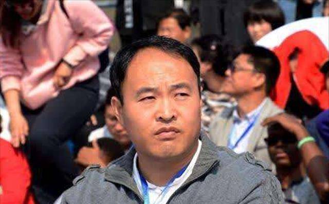 马云保镖曾舍命挡子弹，年入百万买房买车，马云卸任后过得咋样？