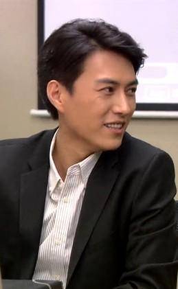 明明演技一般，却被捧成“老戏骨”，这八位演员终于现出原型了？