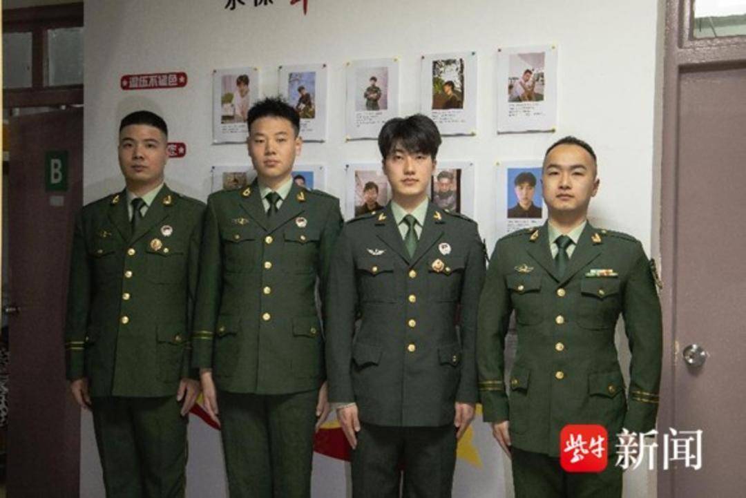 南京晓庄学院有间“硬核”军旅宿舍，住着4位兵哥哥