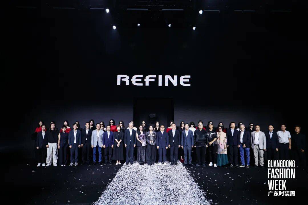 太酷了！15岁留学，虎门00后女孩回乡创立了自己的品牌